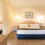 Sant Alphio Garden &