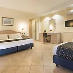 Sant Alphio Garden & 4*