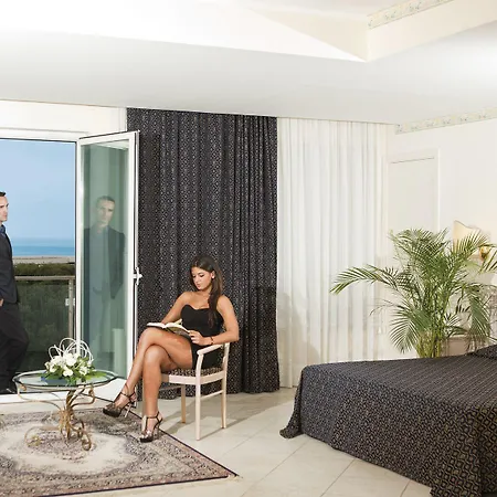 Sant Alphio Garden & Hotel