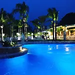 Sant Alphio Garden & Hotell