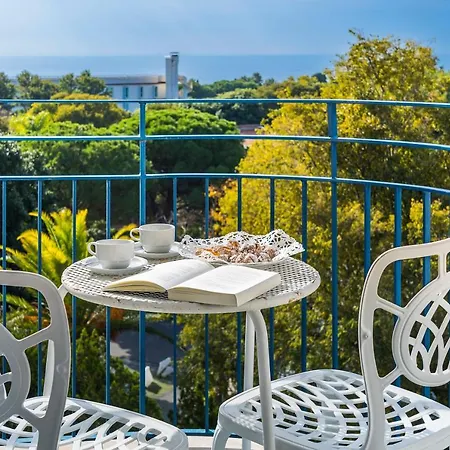 호텔 Sant Alphio Garden & 4*