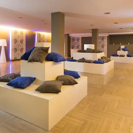 Sant Alphio Garden & فندق 4*