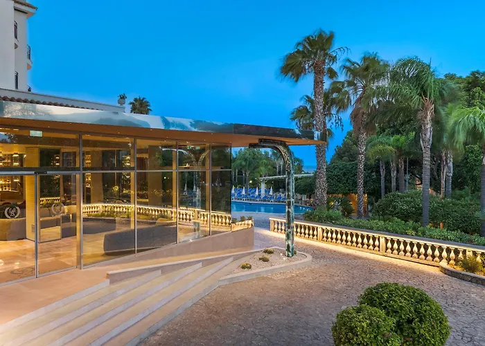 Sant Alphio Garden & 4*