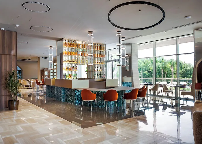 מלון Sant Alphio Garden & 4*